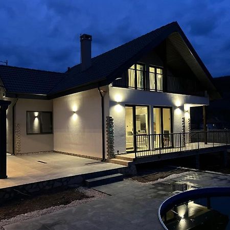 Villa Utopia بالشيك المظهر الخارجي الصورة